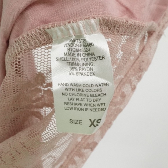 BKE Top Womens XS Pink Boutique Lace Ruffle Romantic Festival Buckle Goth - Picture 11 of 12